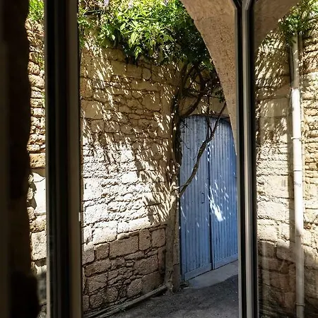 Les De L'atelier A Lascaux Guest house
