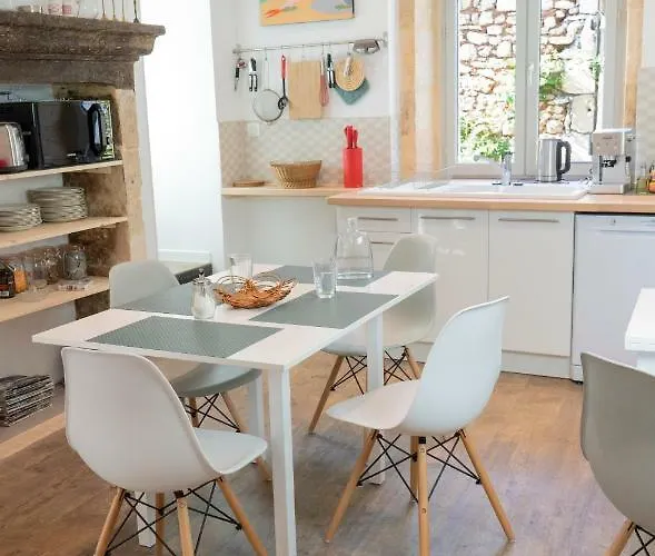 Gasthof Les De L'atelier A Lascaux 3*